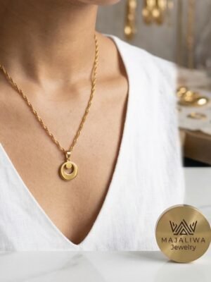 IMG_7816 Collier Amani – Éclat Géométrique et Modernité