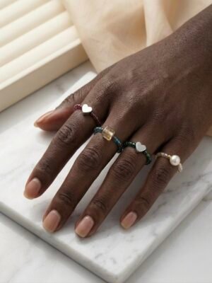 Bagues Élastiques "Léya" – Perles fines et Breloques Délicates