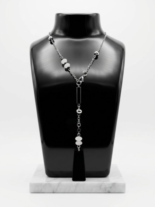 IMG_8494 Collier Cravate "Pé" – Chaîne Acier, Perles et Pendentif Géométrique